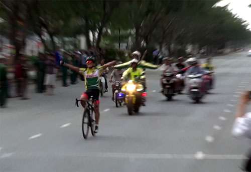 Chặng 2, Cuộc đua xe đạp 