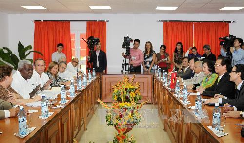   Đẩy mạnh quan hệ chính trị, kinh tế Việt Nam - Cu-ba