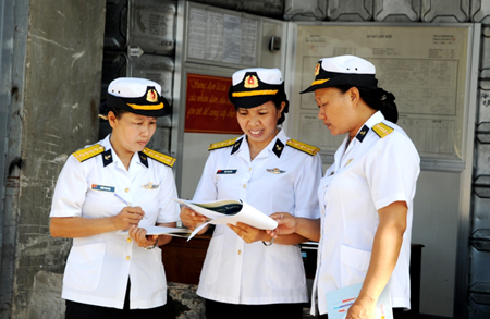 Những “cô Tấm” ở kho K858