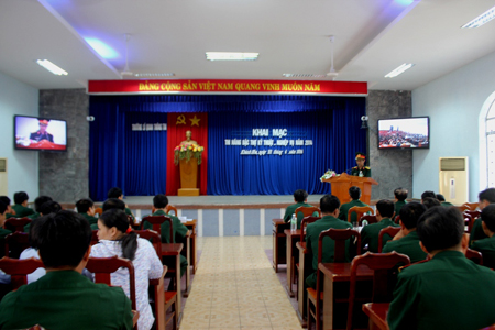 Khai mạc thi nâng bậc thợ kỹ thuật, nghiệp vụ năm 2014