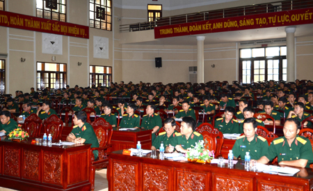 Quân đoàn 4: Tập huấn Báo cáo viên pháp luật năm 2014