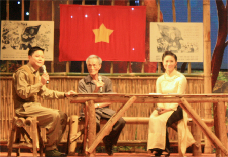 Làm báo tại mặt trận