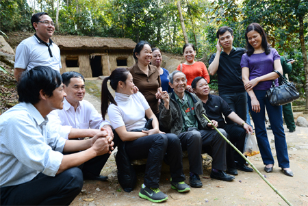 Gặp gỡ Điện Biên