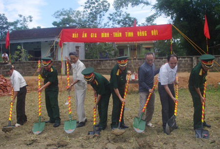   Khởi công xây dựng “ngôi nhà 100 đồng”