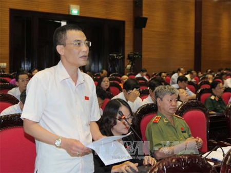 Nhiều ý kiến trái chiều về thời điểm chuyển quyền sở hữu nhà ở