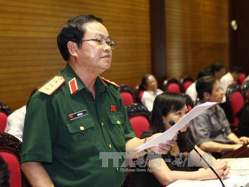 Kiến nghị: Bộ Quốc phòng quyết định việc lập, mở, đóng, hủy bỏ sân bay chuyên dùng