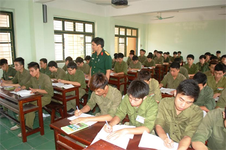 Ban hành chương trình khung bồi dưỡng kiến thức quốc phòng và an ninh