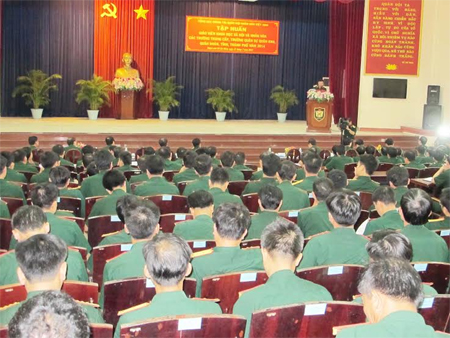 Tập huấn giáo viên KHXH&NV toàn quân