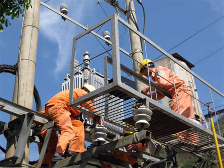 Sơn La: 739 bản đồng bào dân tộc chưa có điện 