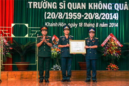 Trường Sĩ quan Không quân đón nhận Bằng khen của Thủ tướng Chính phủ