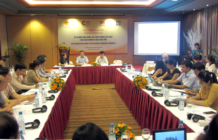 Cần có một lộ trình cải cách BHXH Việt Nam