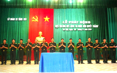Lữ đoàn xe tăng 201 phát động thi đua đột kích 