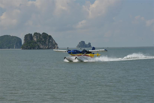 Thủy phi cơ DHC-6 bay luyện tập khu vực biển, đảo miền Bắc