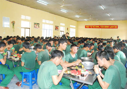 Tiết kiệm 14 tỷ đồng từ xã hội hóa bếp ăn