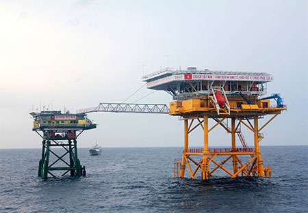 Bài 2: Dũng khí người Việt