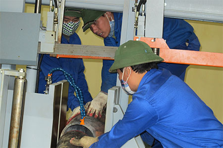 Phát triển và ứng dụng công nghệ vào dò tìm, xử lý bom, mìn