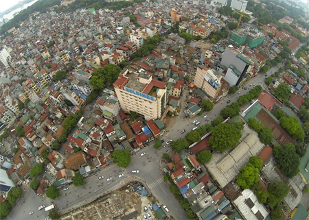 Ưu tiên phát triển công trình công cộng, cây xanh