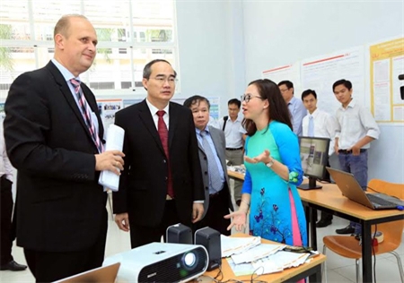 Đồng chí Nguyễn Thiện Nhân dự khai giảng Trường Đại học Việt - Đức