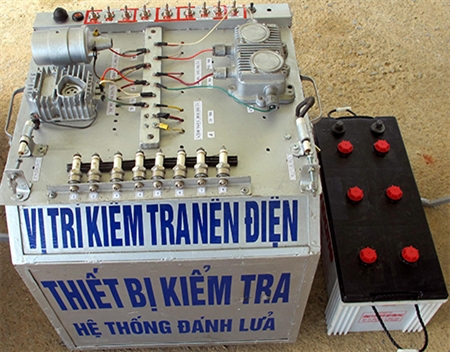 Thiết bị kiểm tra hệ thống điện trên xe Zil
