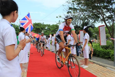 Kết thúc hành trình “Đạp xe vì trẻ thơ”