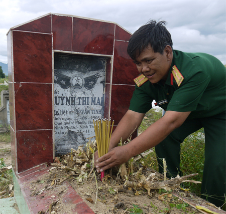 Anh Tám “chính sách”
