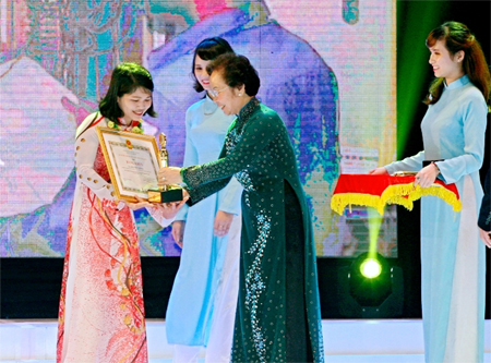 Cô giáo Nguyện tự nguyện vì học sinh nghèo