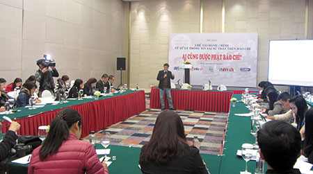 Hội thảo về quyền xử phạt báo chí