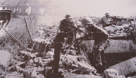 Nhiệm vụ chiến lược trước mắt là giải phóng Tây Nguyên