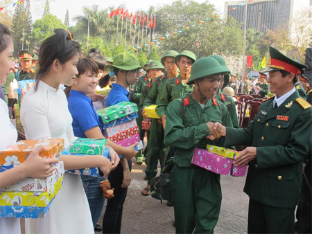 Lễ hội giao quân trên quê hương 10-3
