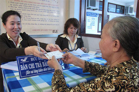 Huy động mọi nguồn lực hỗ trợ người dân tham gia BHYT, BHXH