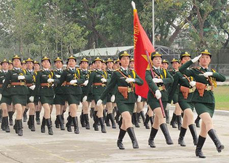 Thượng tướng Nguyễn Thành Cung kiểm tra công tác luyện tập duyệt binh, diễu hành