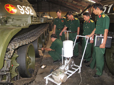 Bên trong “bệnh viện” tăng - thiết giáp