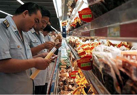 Thí điểm thanh tra chuyên ngành an toàn thực phẩm tại 2 thành phố lớn