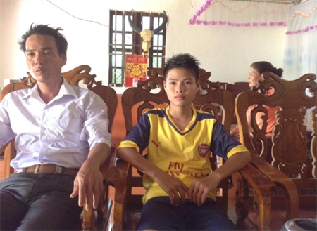 Học sinh dũng cảm cứu cô giáo bị lũ cuốn