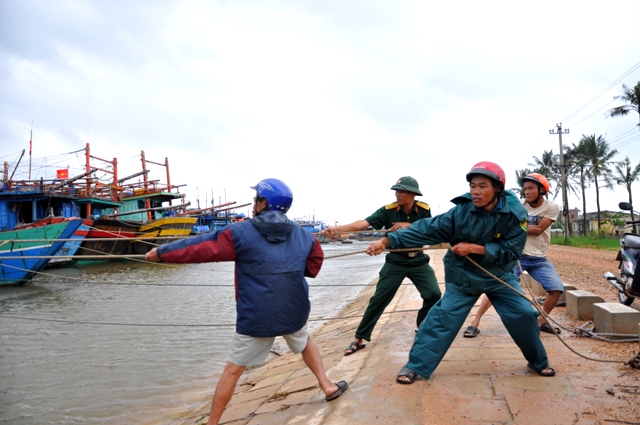 Giúp dân tối đa cả trước, trong và sau bão