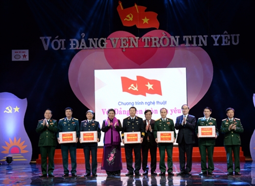 “Với Đảng vẹn tròn tin yêu” - Chương trình nghệ thuật đặc sắc, ý nghĩa và giàu cảm xúc