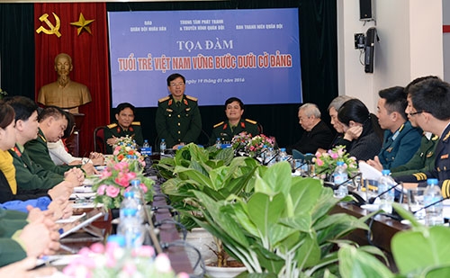 Tuổi trẻ Việt Nam vững bước dưới cờ Đảng