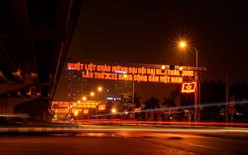 Đường Phạm Hùng...