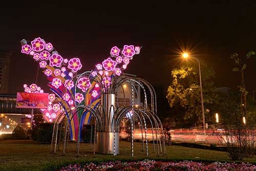 Đường Nguyễn Chí Thanh...