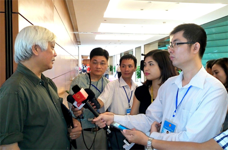 Chuyện thú vị bên lề nghị trường