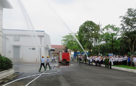 Tự vệ May 10 không chỉ giỏi sản xuất…