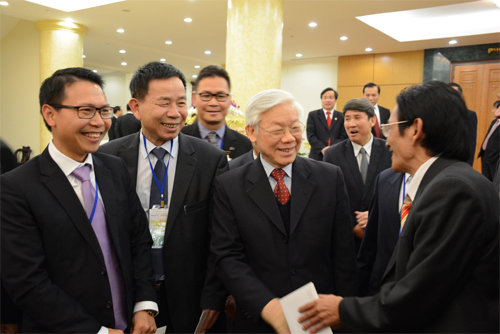 Tổng Bí thư Nguyễn Phú Trọng tiếp đoàn kiều bào tiêu biểu dự “Xuân Quê hương 2016”