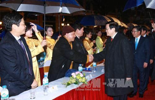 Chủ tịch nước Trương Tấn Sang khai hội Chương trình “Xuân quê hương 2016”