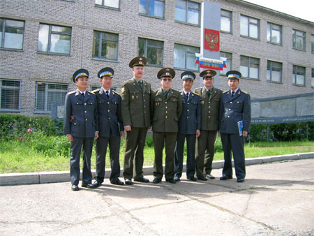 Lính ta ăn Tết ở…Tây