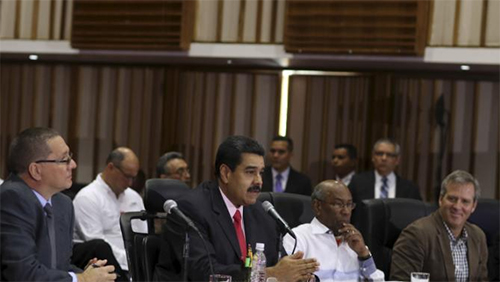 Chính trường Vê-nê-du-ê-la trong cơn sóng gió