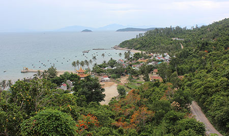 Những người mang Xuân đến đảo Cù Lao Chàm