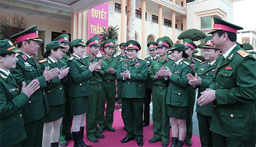 Đại tướng Ngô Xuân Lịch thăm, kiểm tra và chúc Tết các đơn vị