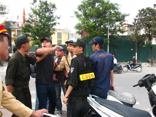 Cần giải pháp đồng bộ để hạn chế hành vi chống người thi hành công vụ