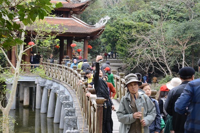 Du xuân hướng thiện và tìm về lịch sử hào hùng