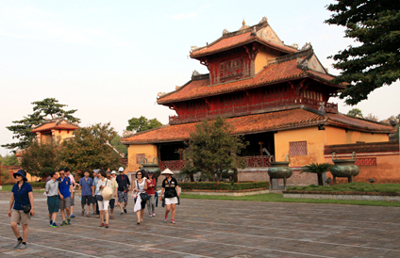 Khách quốc tế đến Việt Nam tiếp tục tăng